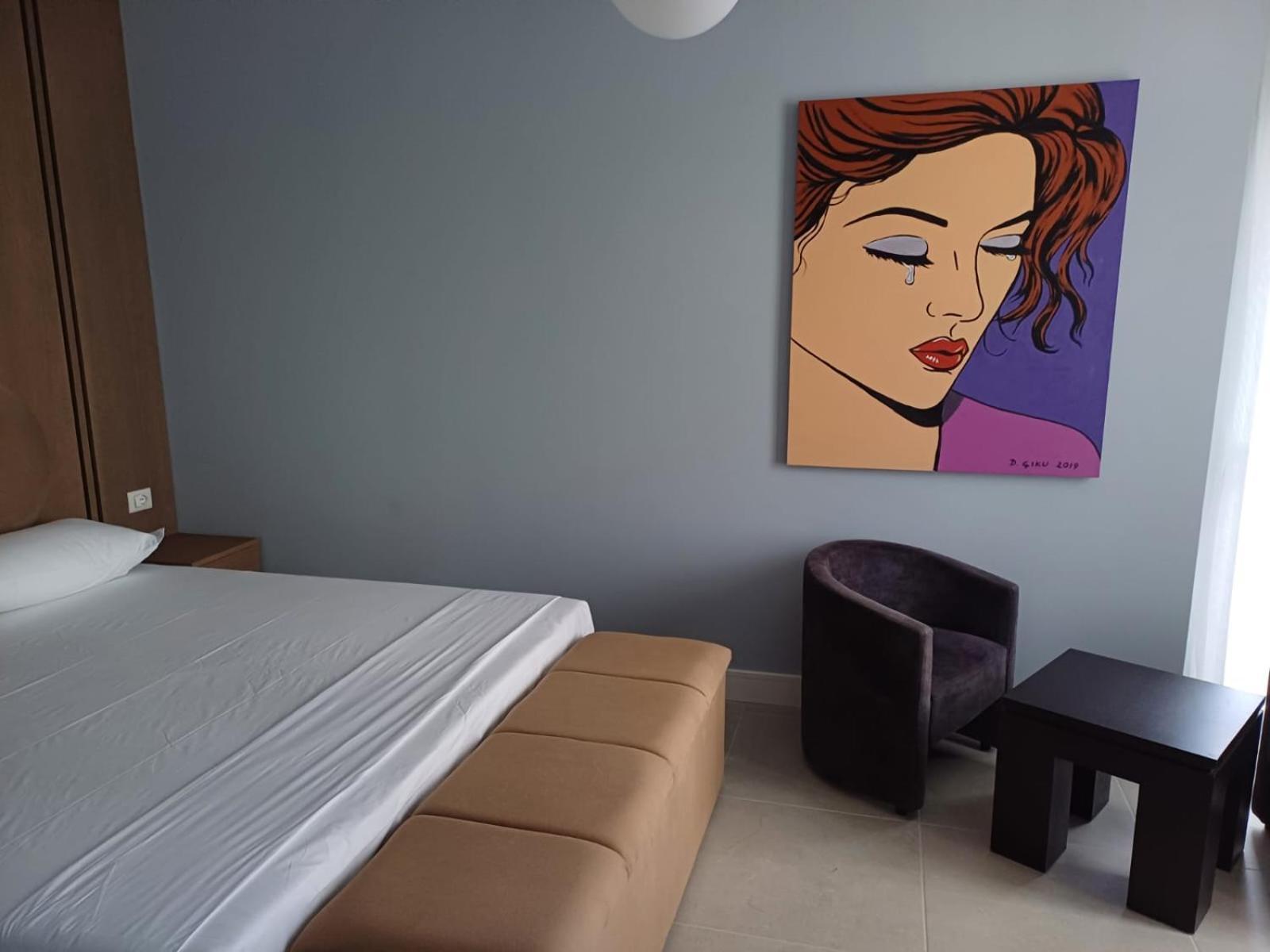 Oxygen Boutique Hotel Tirana Buitenkant foto