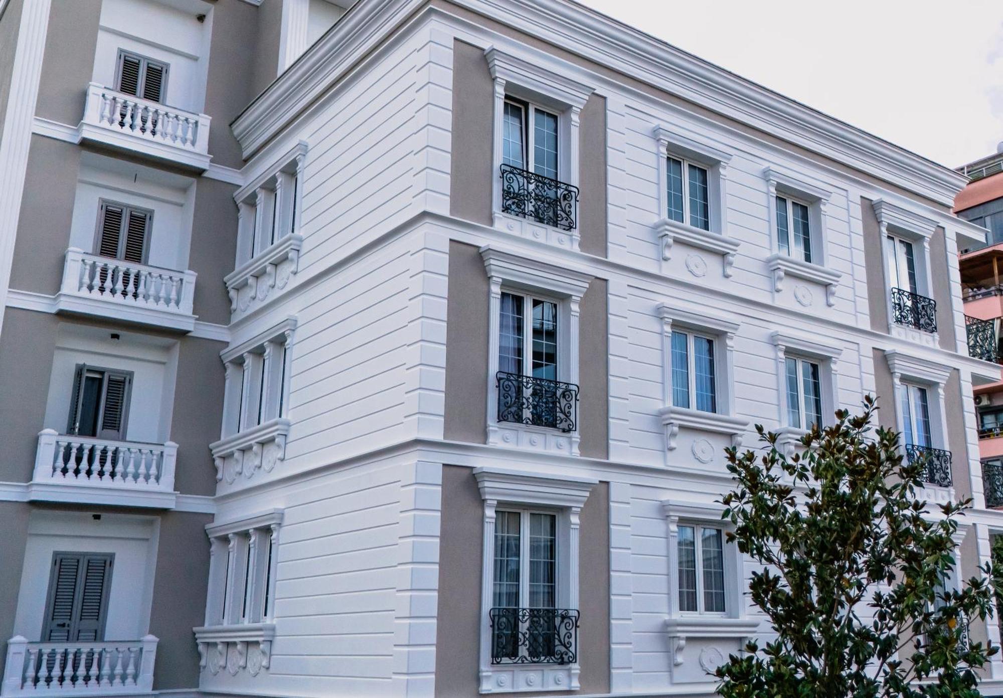 Oxygen Boutique Hotel Tirana Buitenkant foto